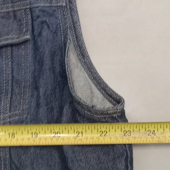 Rocawear Denim Vest - Picture 13 of 13